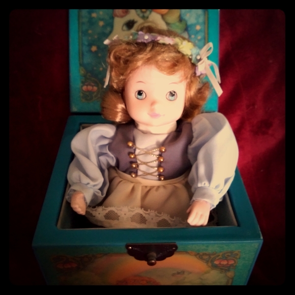 Rosabell music box - Picture 1 of 2